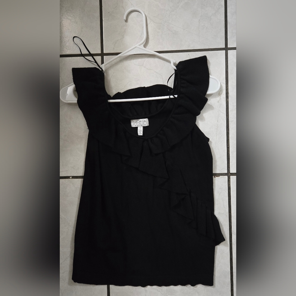 Chic Black Ruffled Blouse